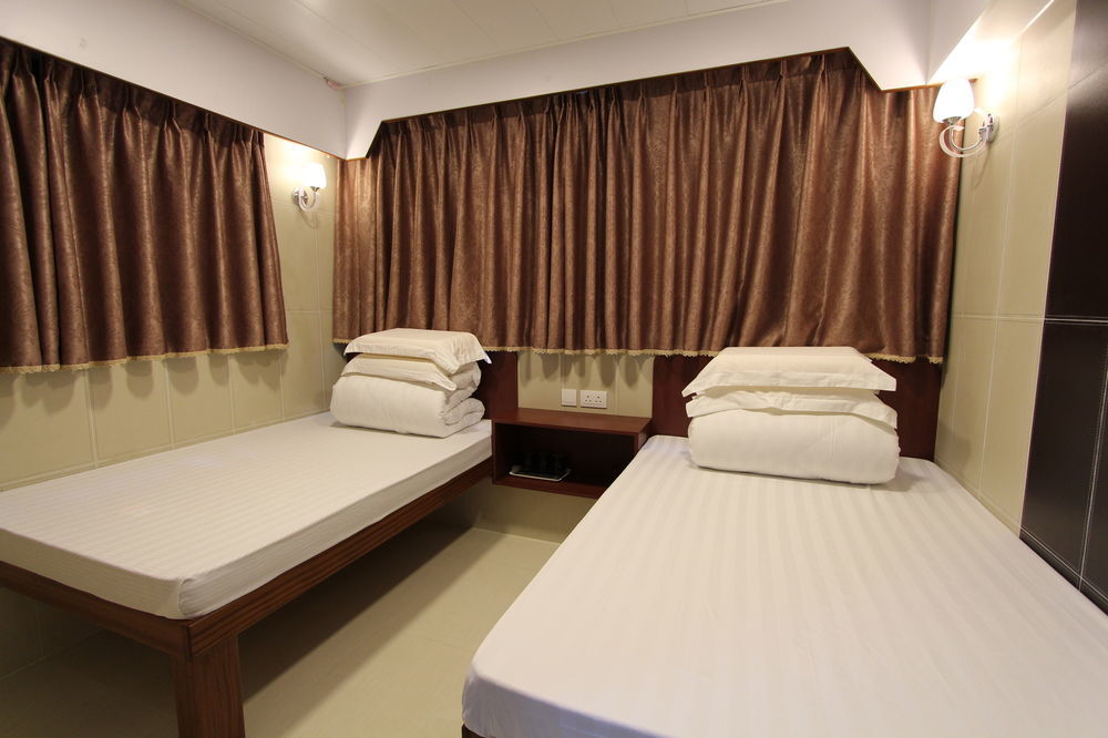 Prince Hotel Kowloon  Exterior photo