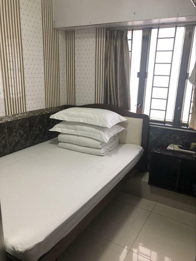 Prince Hotel Kowloon  Exterior photo